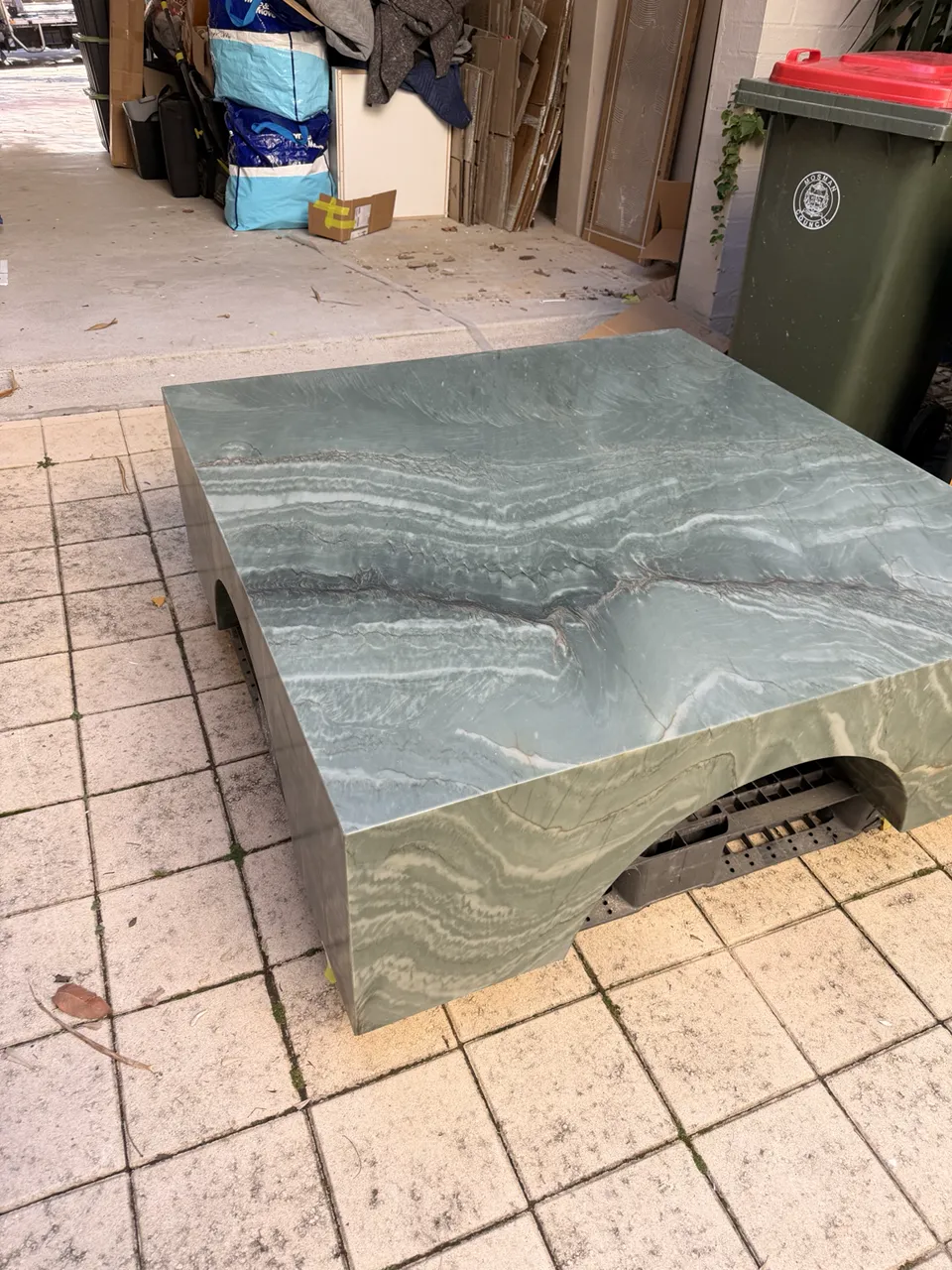 250kg Marble Coffee Table project view 1